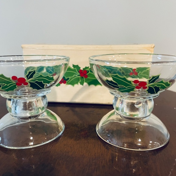 Vintage Avon “Holiday Hostess Collection" glass candle holders from 1981 - Picture 6 of 7